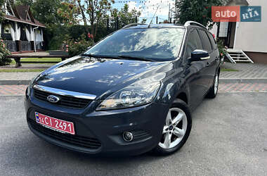 Универсал Ford Focus 2010 в 