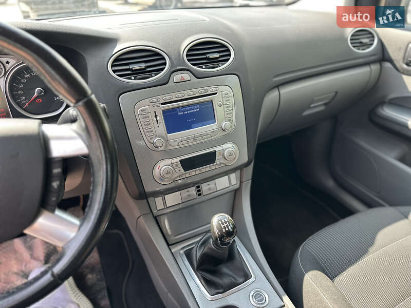 Универсал Ford Focus 2011 в Ровно