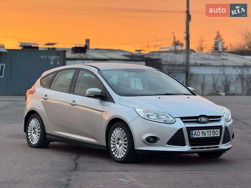 Хэтчбек Ford Focus 2011 в Ужгороде