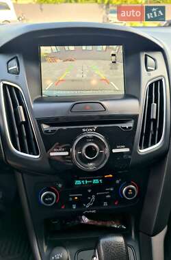 Хэтчбек Ford Focus 2018 в 