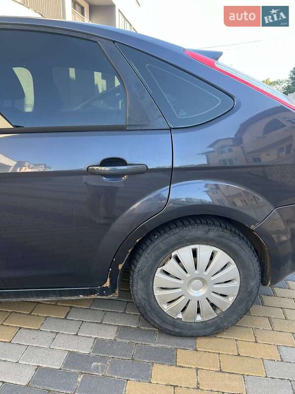 Хэтчбек Ford Focus 2011 в Тернополе