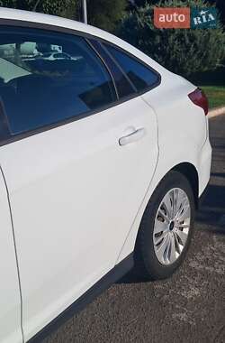 Седан Ford Focus 2017 в 