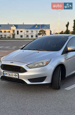 Седан Ford Focus 2016 в 