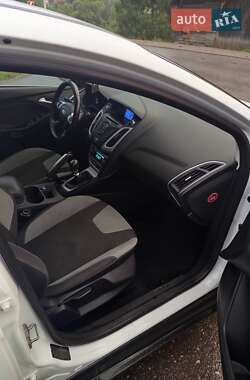 Универсал Ford Focus 2011 в 
