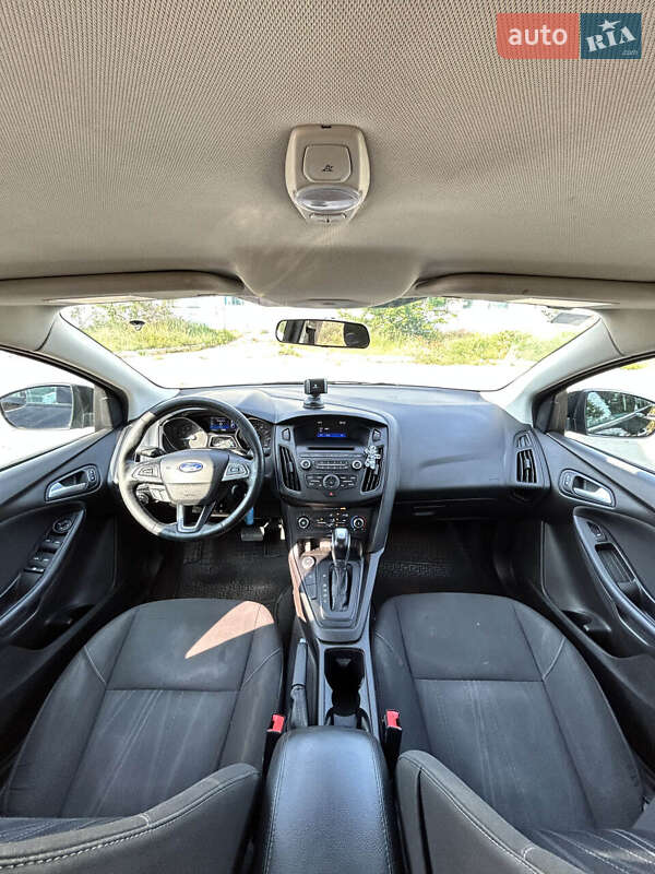Седан Ford Focus 2015 в Сумах