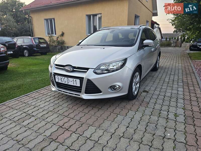 Универсал Ford Focus 2013 в 