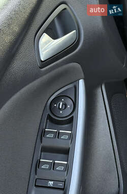 Универсал Ford Focus 2012 в 
