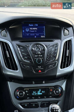 Универсал Ford Focus 2012 в 