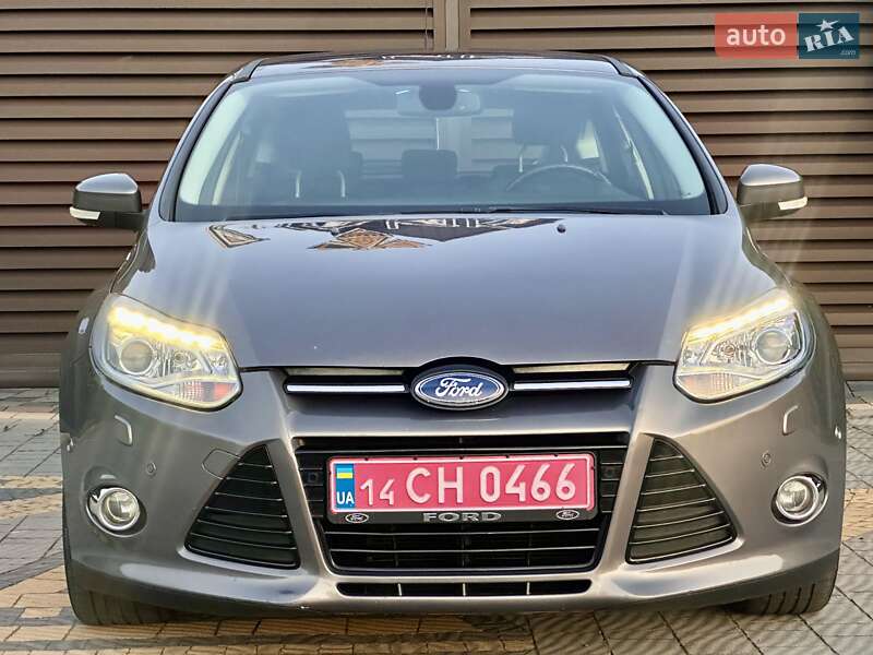 Хэтчбек Ford Focus 2012 в Стрые