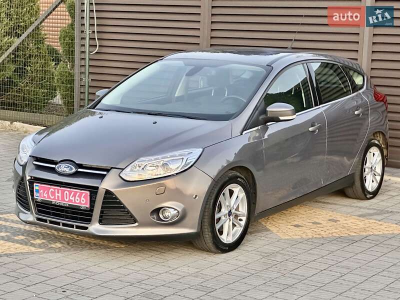Хэтчбек Ford Focus 2012 в Стрые