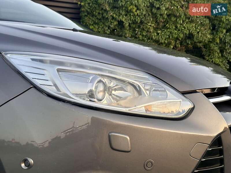 Хэтчбек Ford Focus 2012 в Стрые