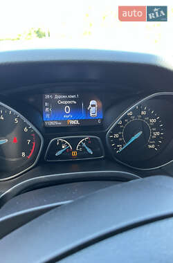 Седан Ford Focus 2015 в 