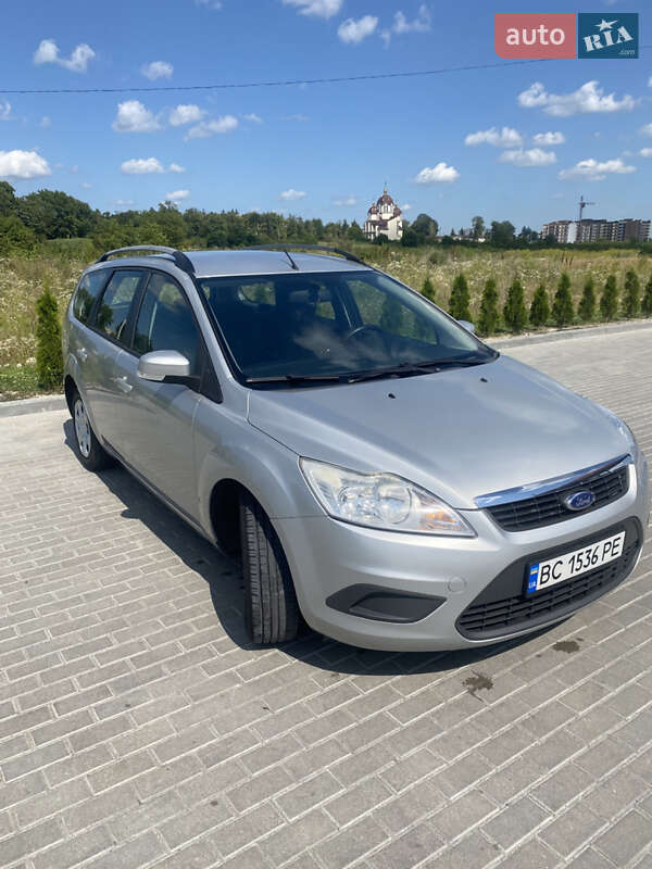 Универсал Ford Focus 2010 в Золочеве