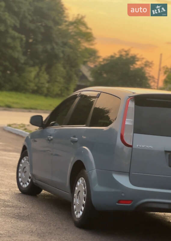 Универсал Ford Focus 2008 в Остроге