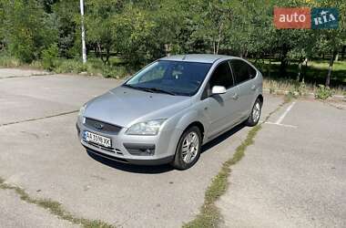 Хэтчбек Ford Focus 2006 в Киеве