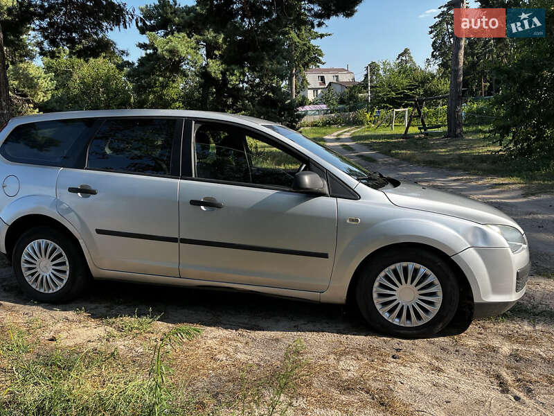 Универсал Ford Focus 2005 в Черкассах фото 5 Универсал Ford Focus 2005 в Черкассах
