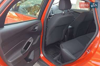 Седан Ford Focus 2011 в 