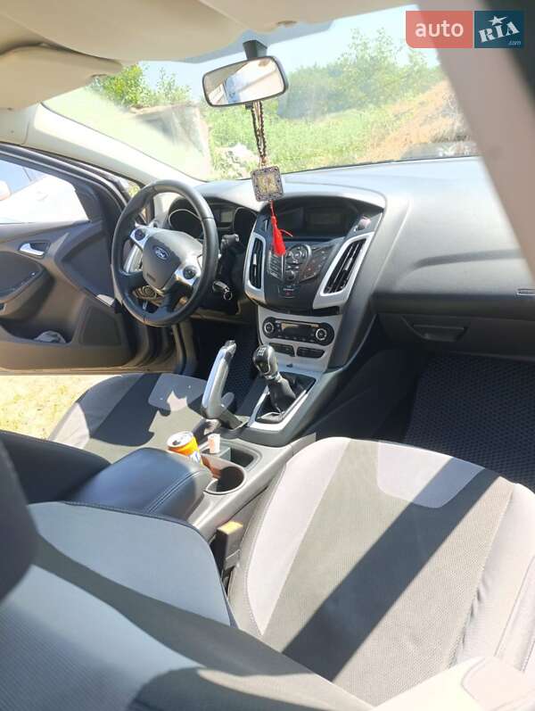 Хэтчбек Ford Focus 2013 в Ширяево