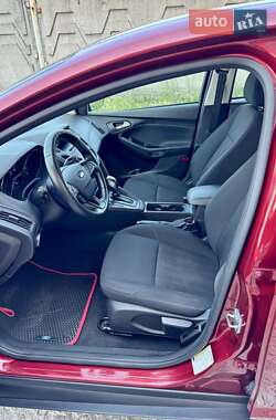 Хэтчбек Ford Focus 2016 в 