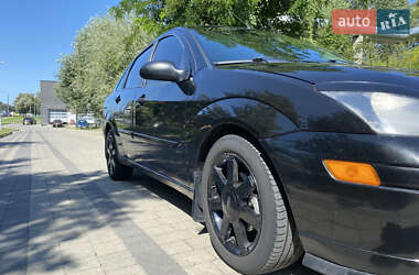 Седан Ford Focus 2000 в 