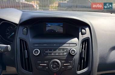 Седан Ford Focus 2018 в 