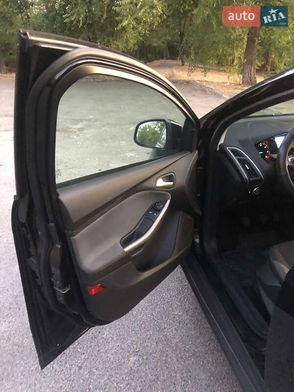 Универсал Ford Focus 2013 в Днепре