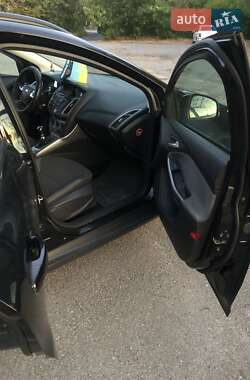 Универсал Ford Focus 2013 в 