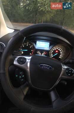 Универсал Ford Focus 2013 в 