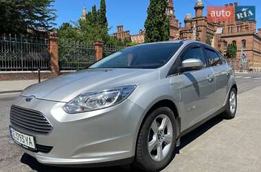 Хэтчбек Ford Focus 2018 в 