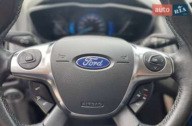 Хэтчбек Ford Focus 2018 в 