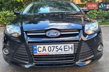 Седан Ford Focus 2012 в 