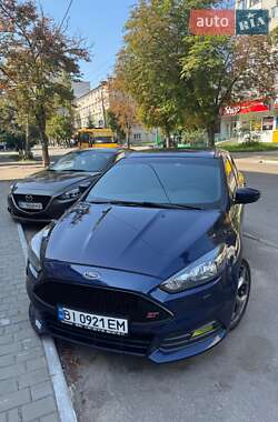 Хэтчбек Ford Focus 2016 в 