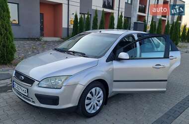Хэтчбек Ford Focus 2006 в 