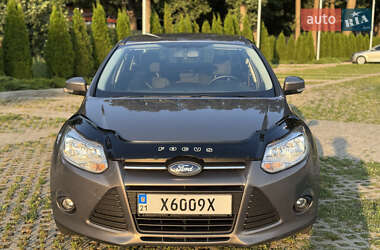 Седан Ford Focus 2013 в 