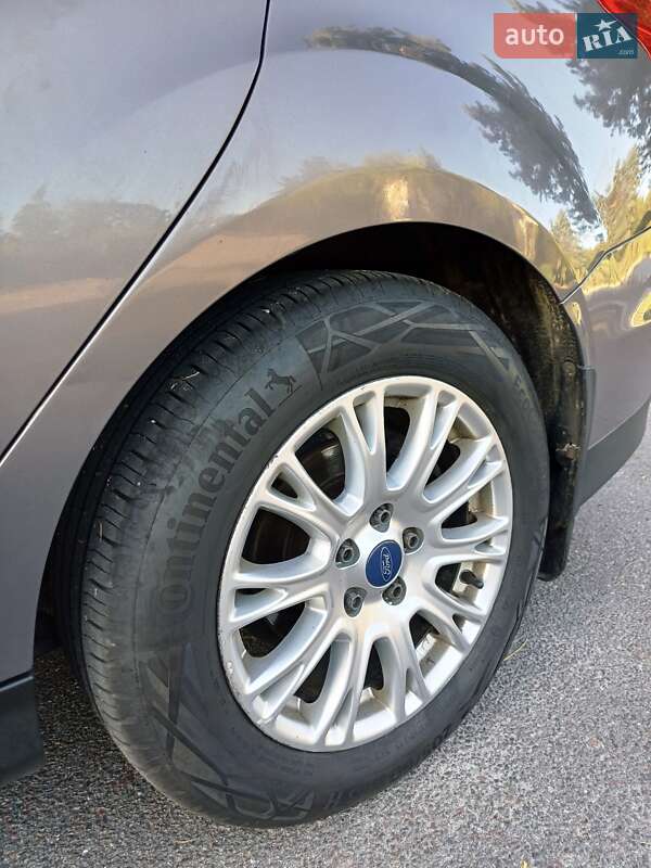 Универсал Ford Focus 2014 в Киеве