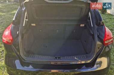 Седан Ford Focus 2016 в 