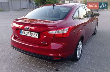 Седан Ford Focus 2014 в 