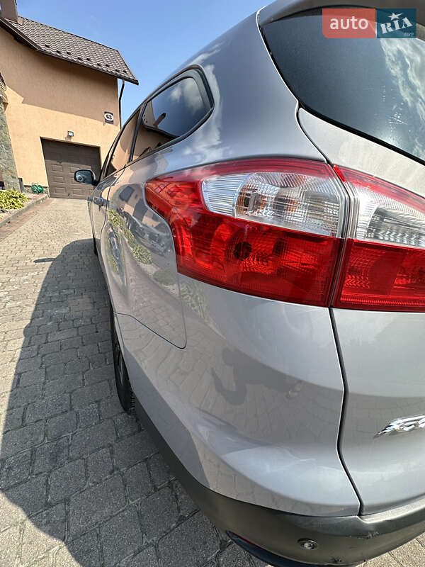 Универсал Ford Focus 2012 в Ивано-Франковске