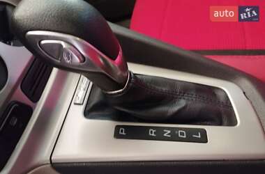 Хэтчбек Ford Focus 2013 в 