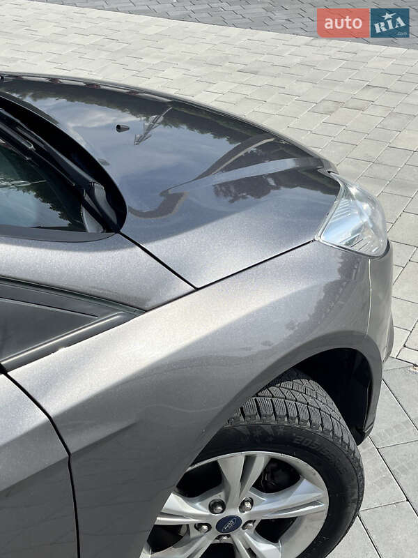 Хэтчбек Ford Focus 2013 в Городке