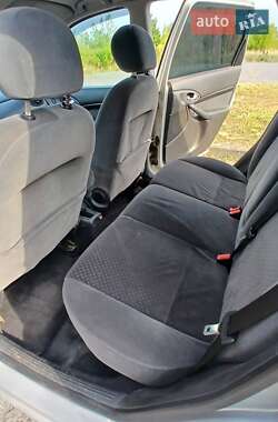Универсал Ford Focus 2002 в 