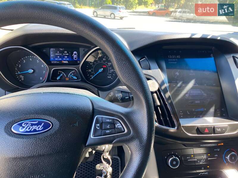 Седан Ford Focus 2016 в Чернигове фото 11 Седан Ford Focus 2016 в Чернигове