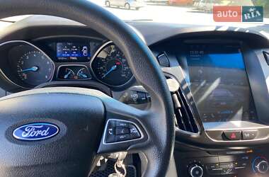 Седан Ford Focus 2016 в 