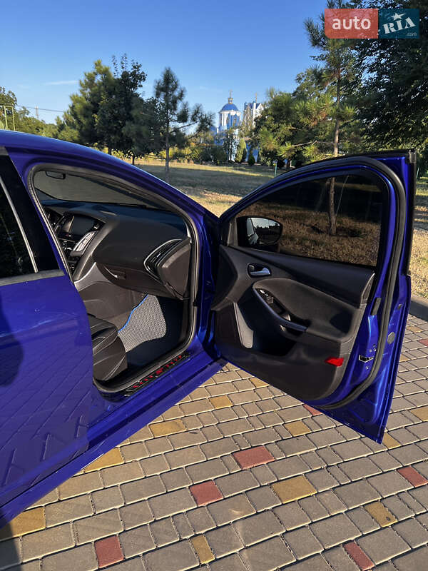 Хэтчбек Ford Focus 2014 в Измаиле