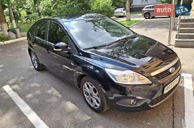 Хетчбек Ford Focus 2010 в 