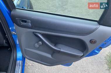 Хэтчбек Ford Focus 2007 в 
