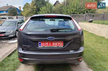 Хэтчбек Ford Focus 2010 в 