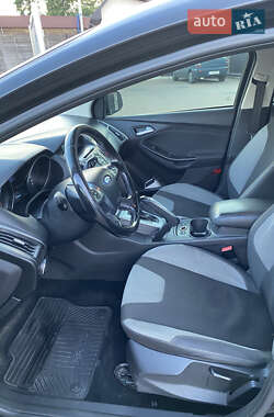 Седан Ford Focus 2012 в 
