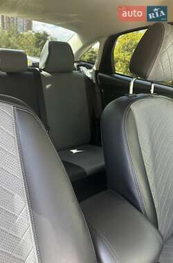 Седан Ford Focus 2014 в 