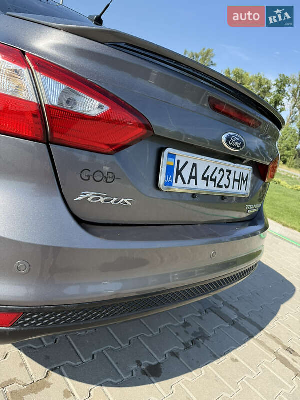 Седан Ford Focus 2012 в Кагарлику
